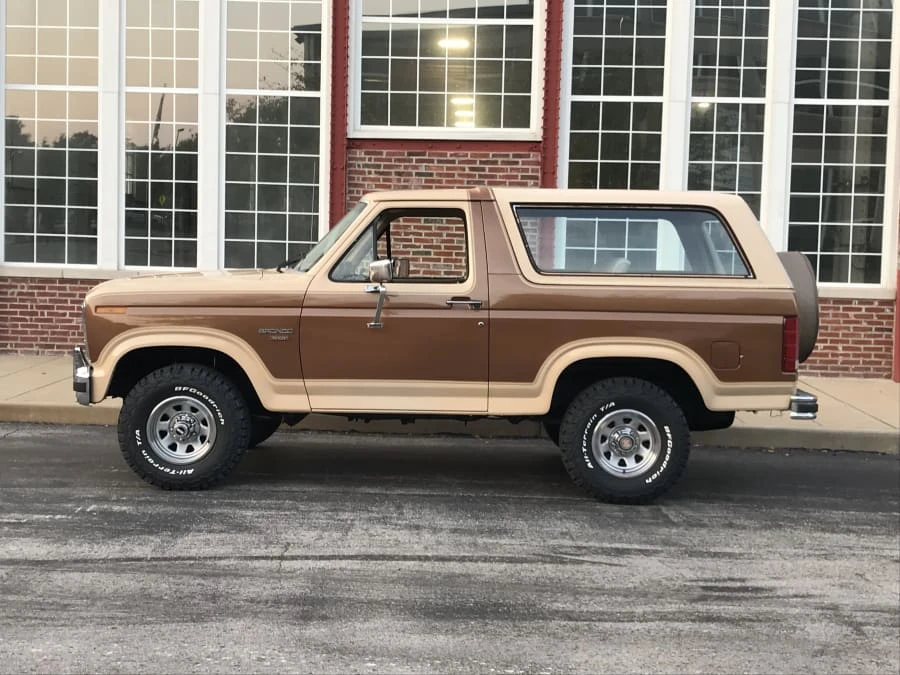 1985 Ford Bronco 3rd Gen - Image 2 of 7