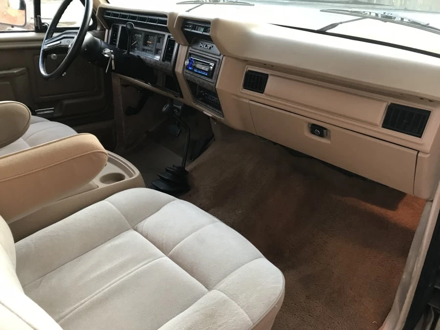 1985 Ford Bronco 3rd Gen - Image 5 of 7