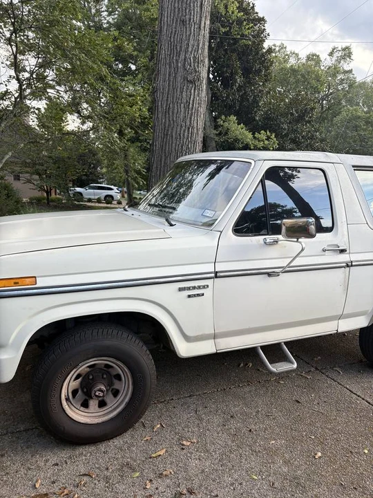 1985 Ford Bronco 3rd Gen - Image 5 of 13