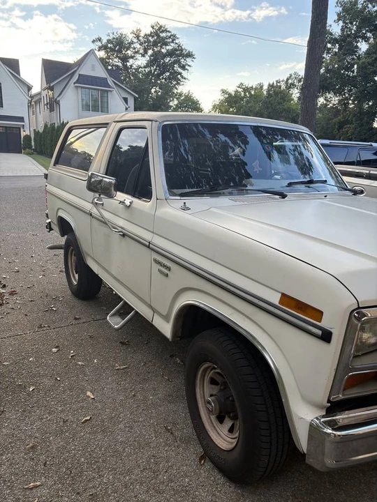 1985 Ford Bronco 3rd Gen - Image 8 of 13