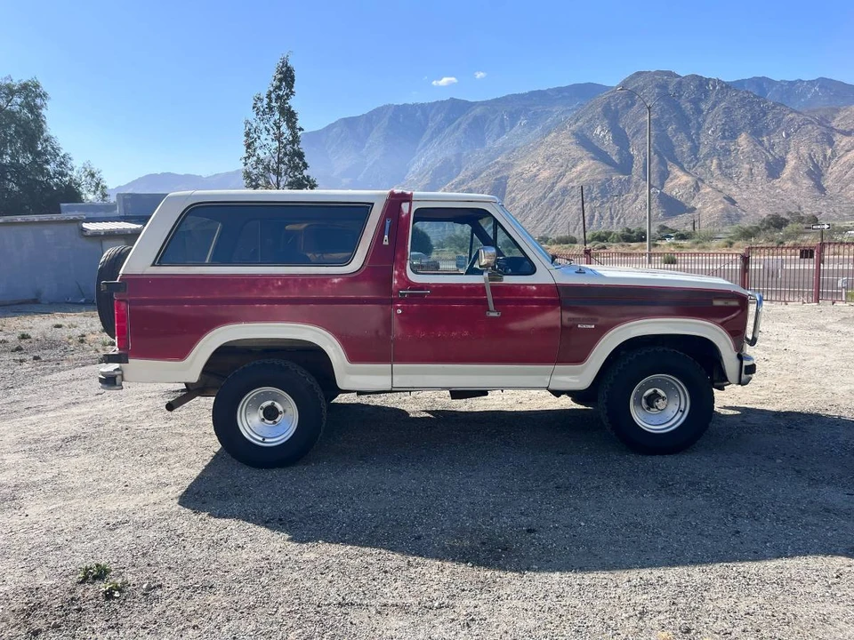 1985 Ford Bronco 3rd Gen - Image 5 of 24