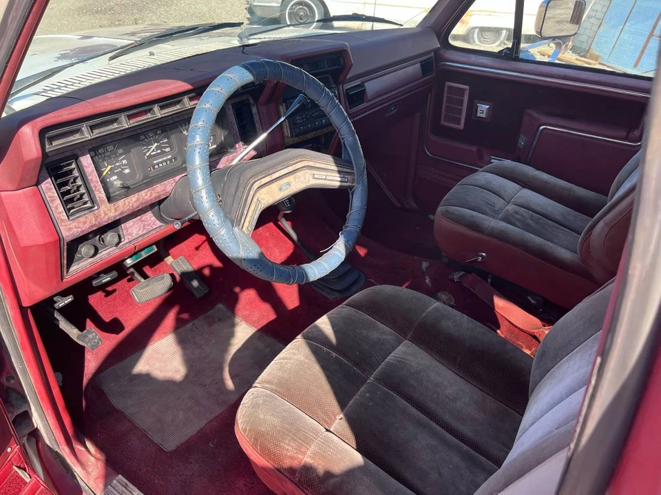 1985 Ford Bronco 3rd Gen - Image 10 of 24