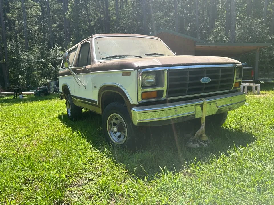 1985 Ford Bronco 3rd Gen - Image 2 of 10