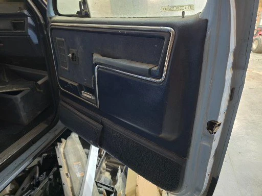 1985 Ford Bronco 3rd Gen - Image 14 of 17