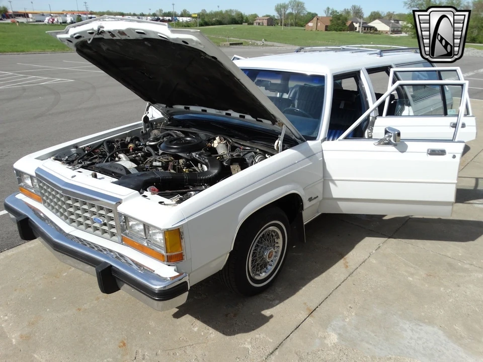 1985 Ford Country Squire - Image 13 of 21