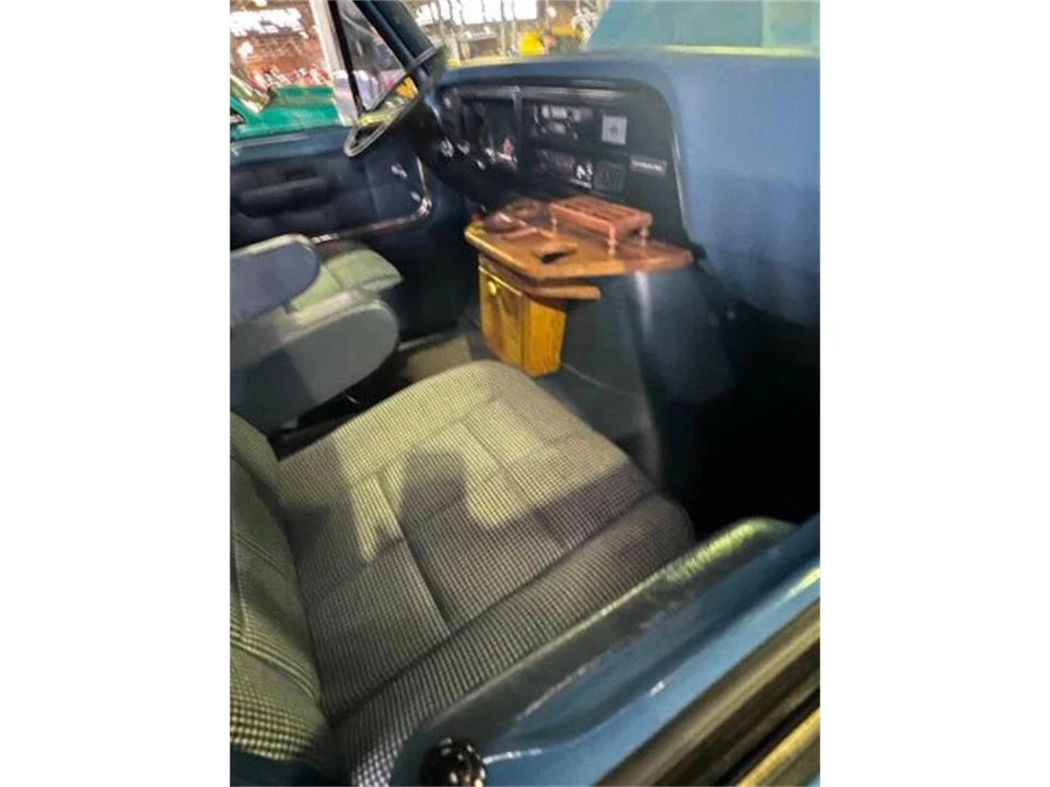 1985 Ford Econoline Van - Image 30 of 30