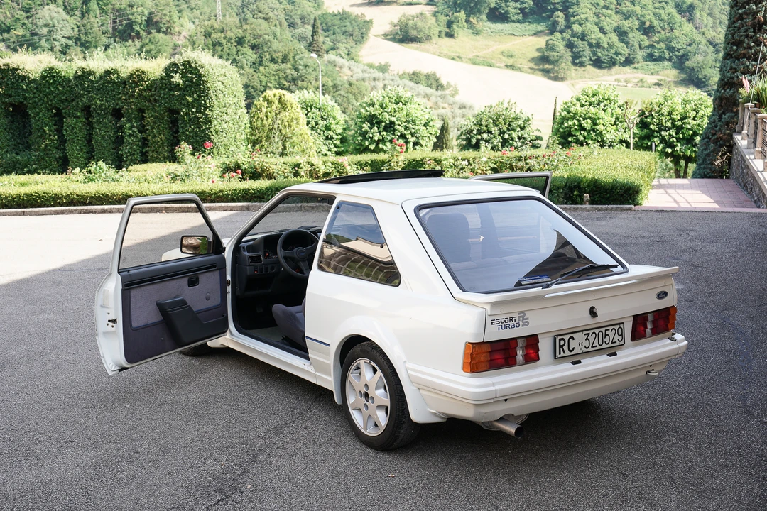 1985 Ford Escort - Image 19 of 21