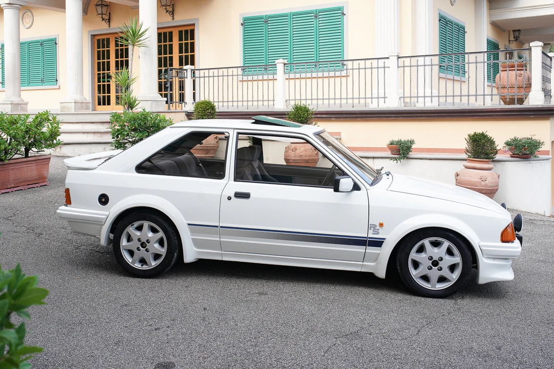 1985 Ford Escort - Image 10 of 21