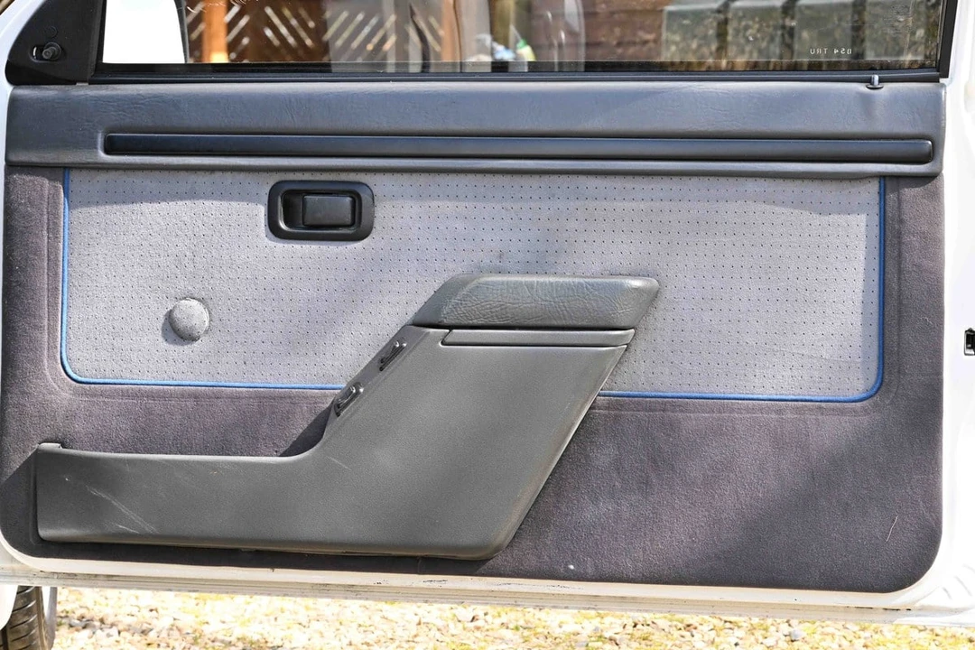 1985 Ford Escort - Image 28 of 30