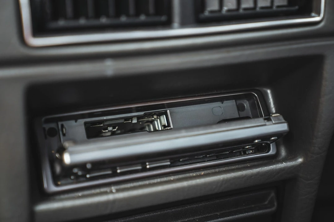 1985 Ford Escort - Image 27 of 30
