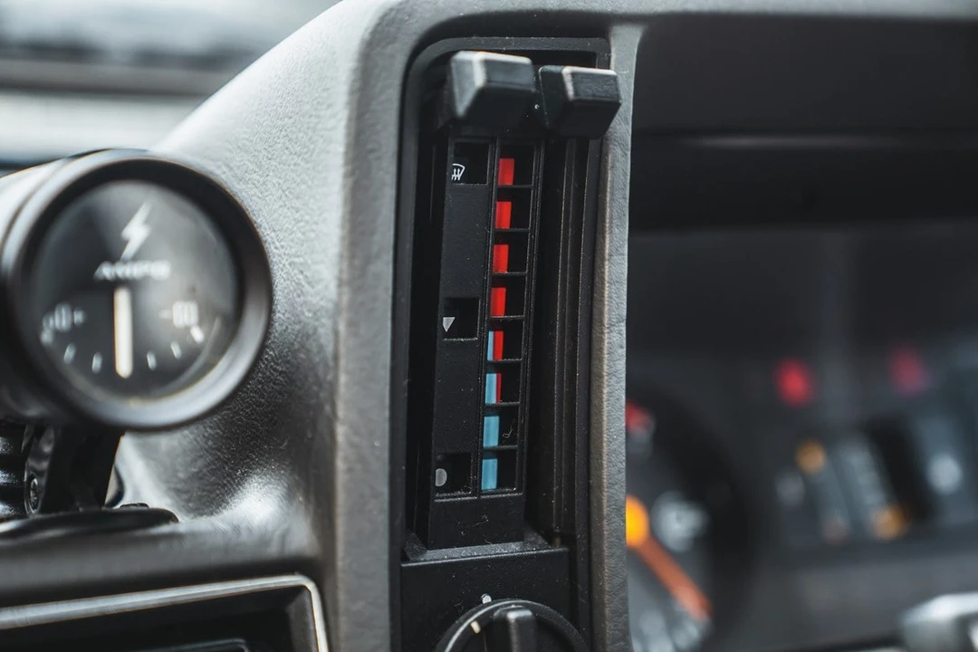 1985 Ford Escort - Image 29 of 30