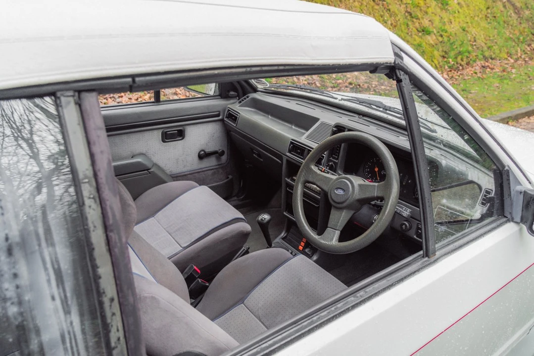 1985 Ford Escort - Image 29 of 30