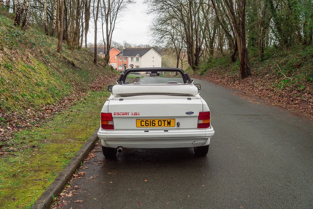 1985 Ford Escort - Image 5 of 30
