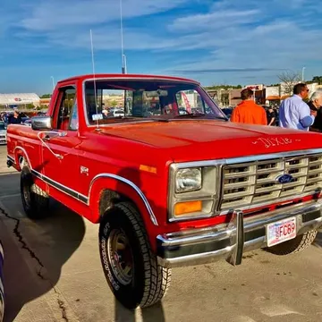 1985 Ford F-150 FX4 Pickup 2D 6 1/2 ft