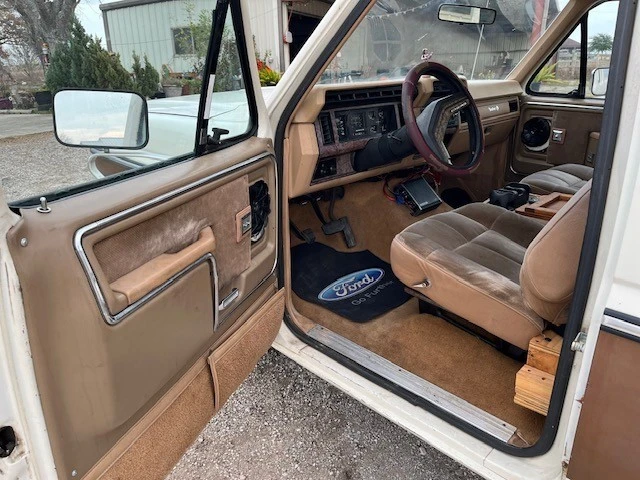 1985 Ford F-Series 7th Gen - Image 12 of 21