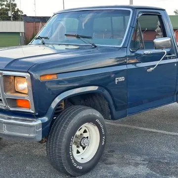 1985 Ford F-150 XL Pickup 2D 6 1/2 ft