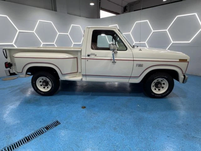 1985 Ford F-Series 7th Gen - Image 2 of 31