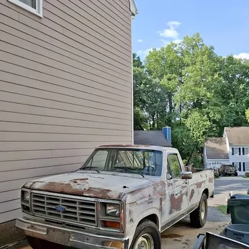 1985 Ford F-250 HD Long Bed