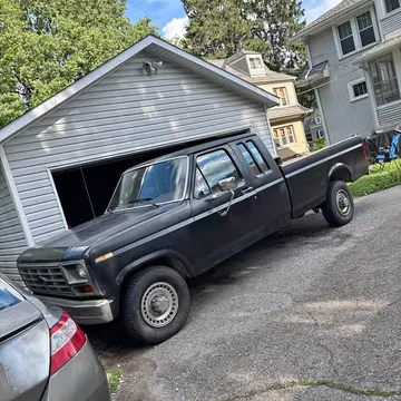1985 Ford F-250 HD Long Bed