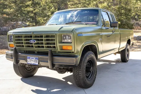 1985 Ford F-250 HD XLT Lariat SuperCab