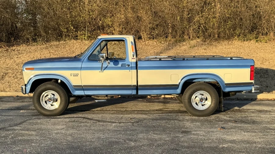 1985 Ford F-Series 7th Gen - Image 2 of 10