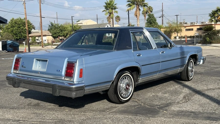 1985 Ford LTD - Image 20 of 21