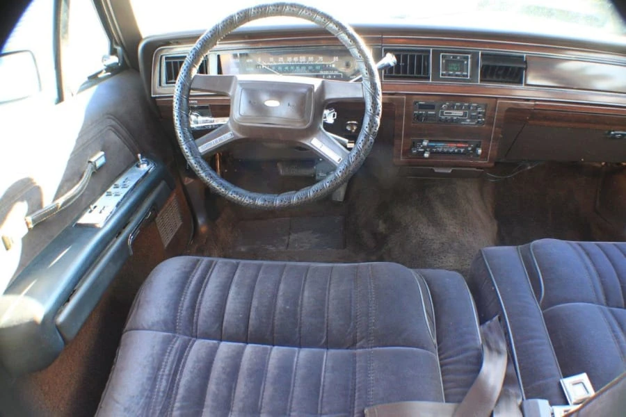 1985 Ford Country Squire - Image 4 of 6