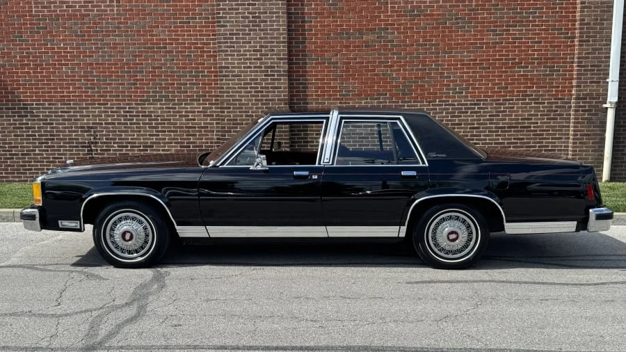 1985 Ford LTD - Image 2 of 14