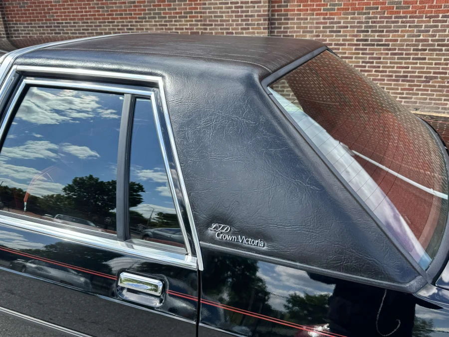 1985 Ford LTD - Image 4 of 14