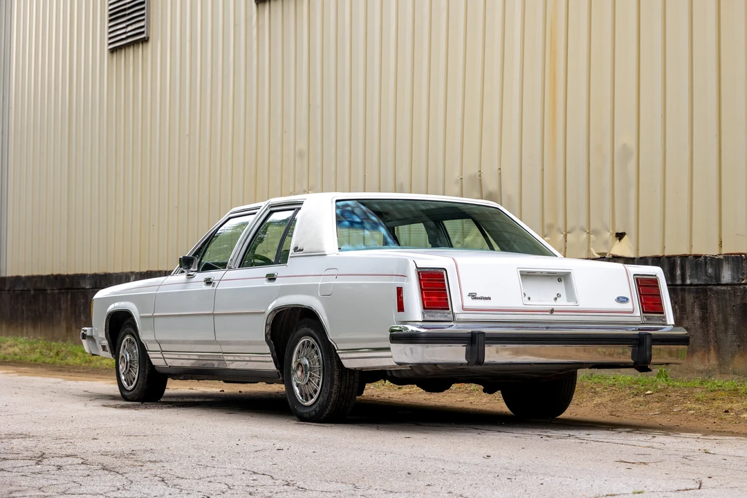 1985 Ford LTD - Image 6 of 31
