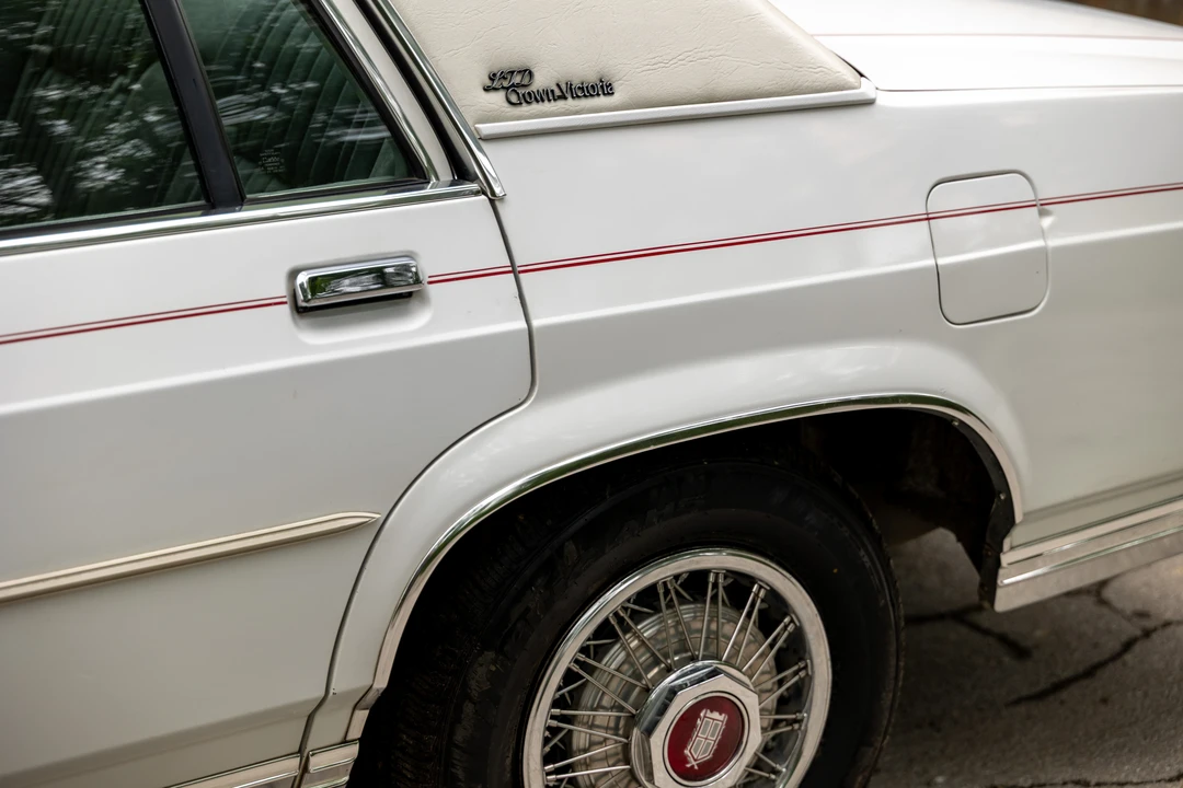 1985 Ford LTD - Image 30 of 31