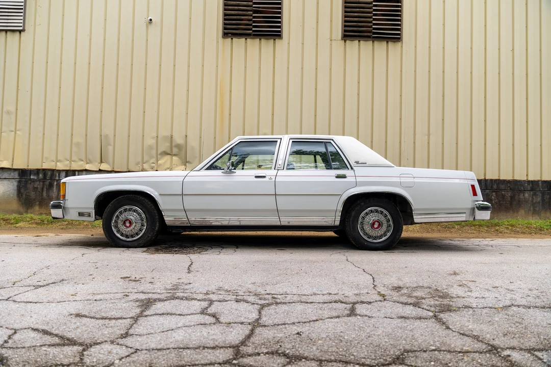 1985 Ford LTD - Image 5 of 31