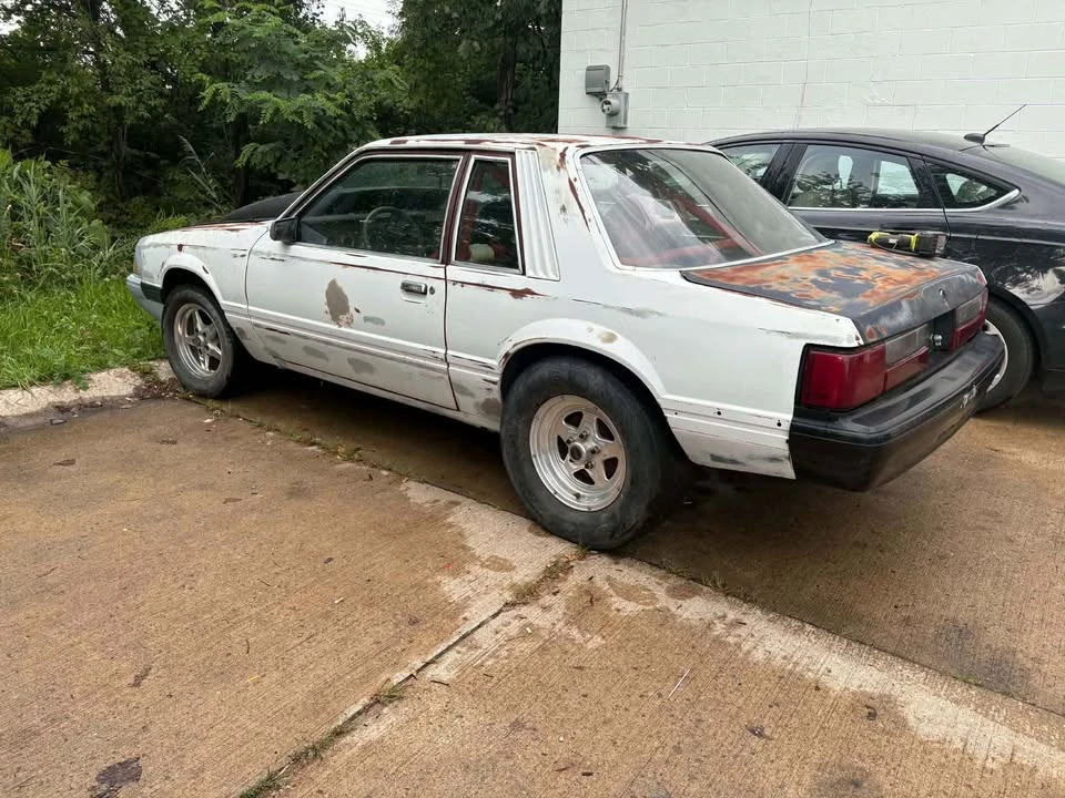 1985 Ford Mustang 3rd Gen - Image 4 of 4