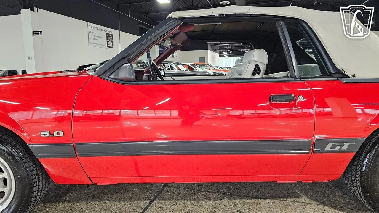 1985 Ford Mustang GT 3rd Gen - Image 20 of 21