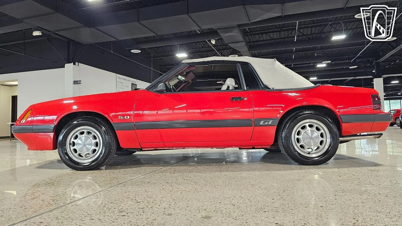 1985 Ford Mustang GT 3rd Gen - Image 8 of 21