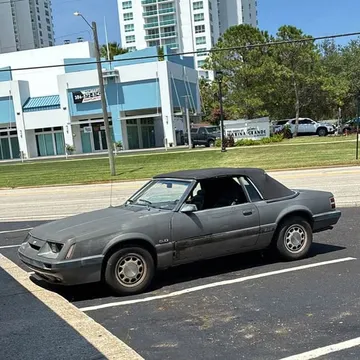 1985 Ford Mustang GT Convertible 2D