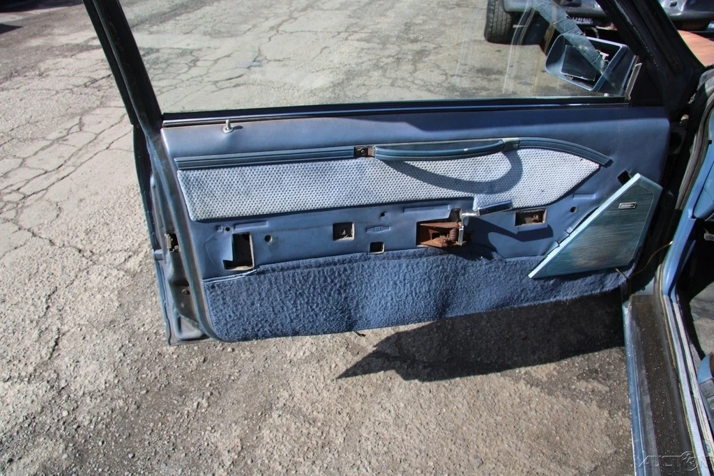 1985 Ford Thunderbird 8th Gen - Image 12 of 21
