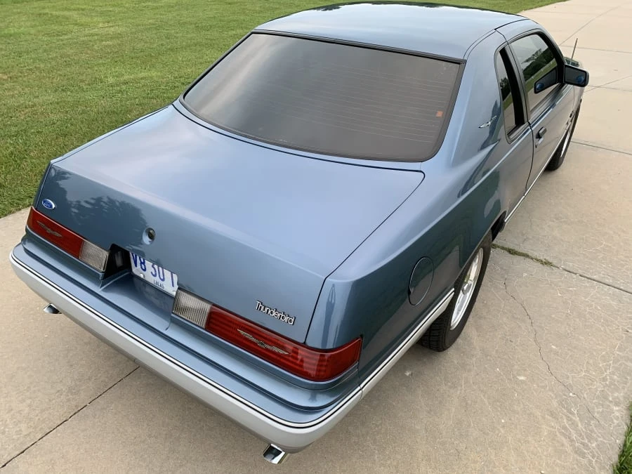 1985 Ford Thunderbird 9th Gen - Image 10 of 12