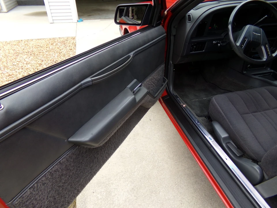 1985 Ford Thunderbird 8th Gen - Image 18 of 21
