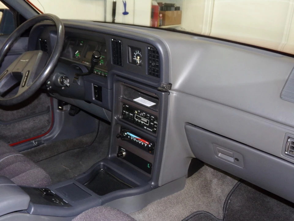 1985 Ford Thunderbird 8th Gen - Image 10 of 21