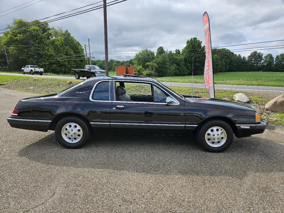 1985 Ford Thunderbird 9th Gen - Image 2 of 18
