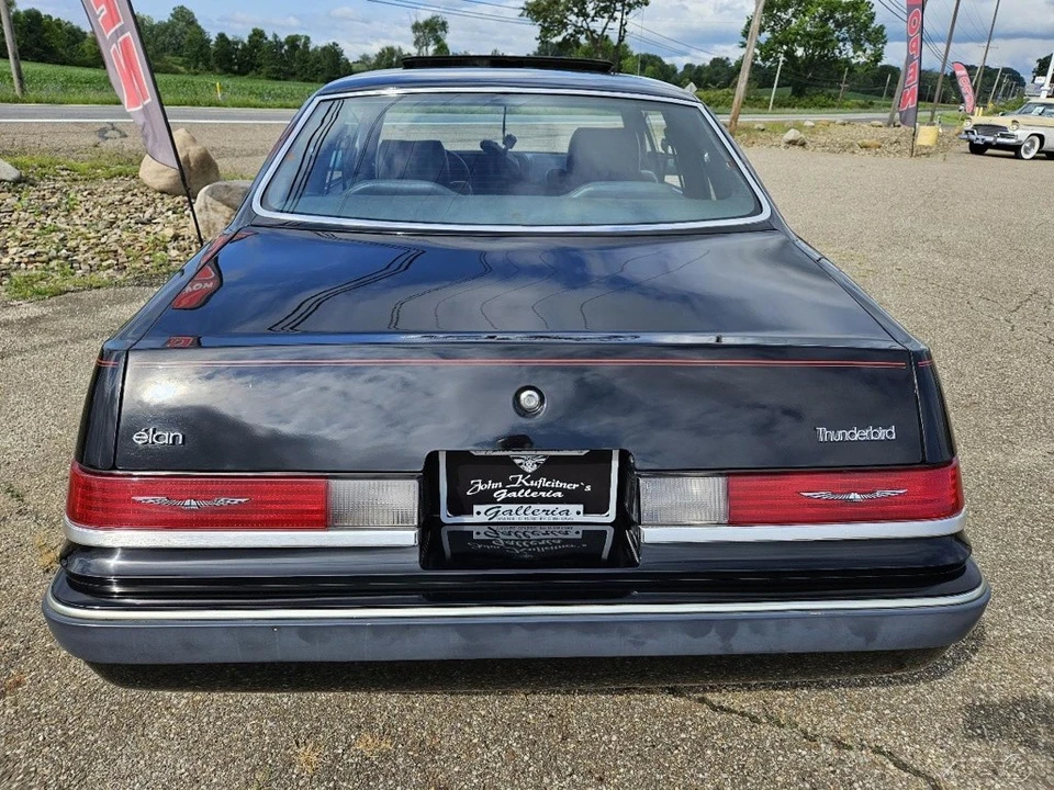 1985 Ford Thunderbird 9th Gen - Image 4 of 18