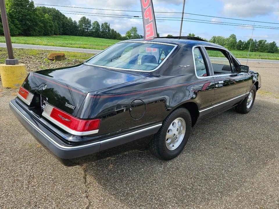 1985 Ford Thunderbird 9th Gen - Image 3 of 18
