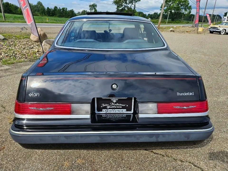 1985 Ford Thunderbird 9th Gen - Image 4 of 18