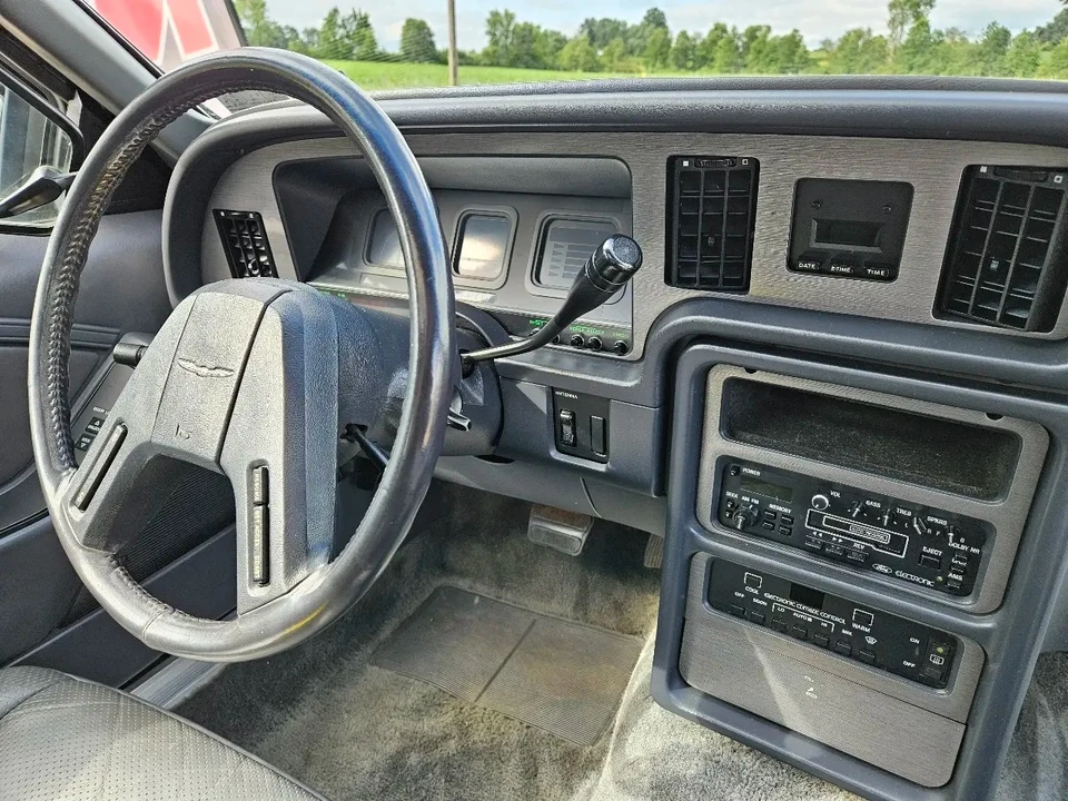 1985 Ford Thunderbird 9th Gen - Image 18 of 18