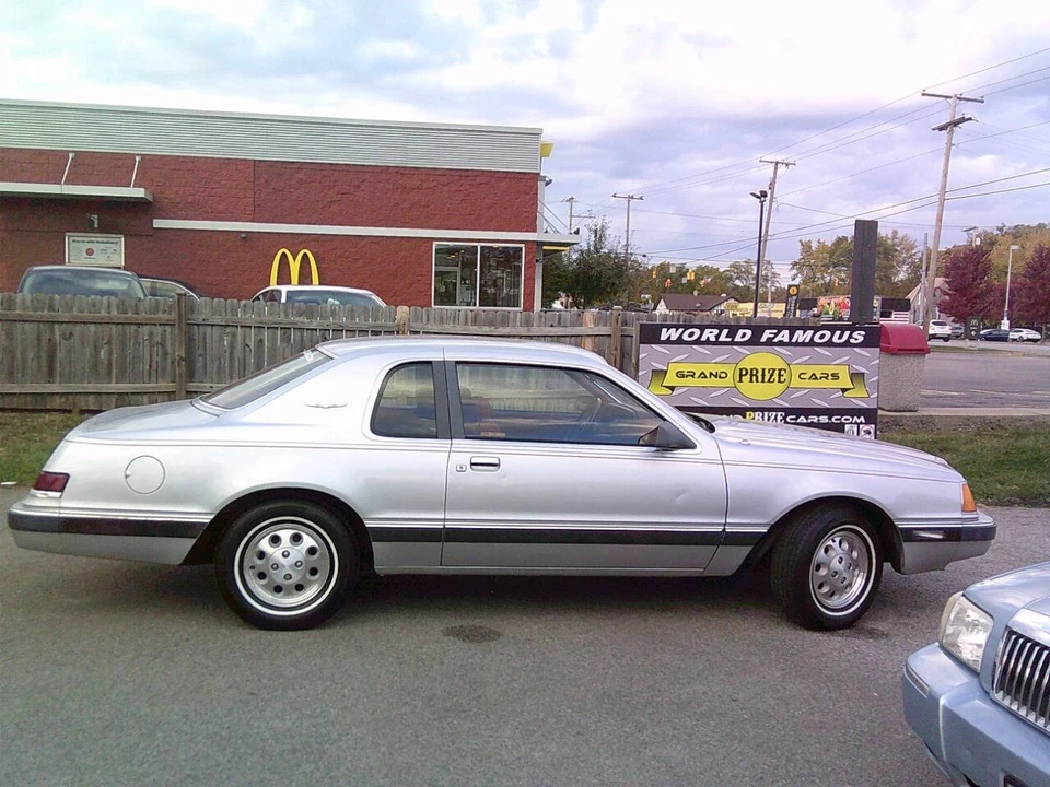 1985 Ford Thunderbird 8th Gen - Image 9 of 21