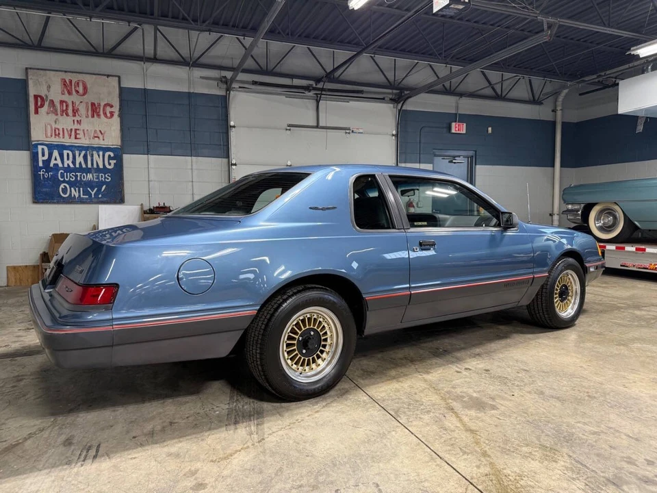 1985 Ford Thunderbird 9th Gen - Image 9 of 31