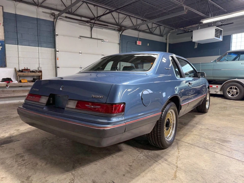 1985 Ford Thunderbird 9th Gen - Image 8 of 31