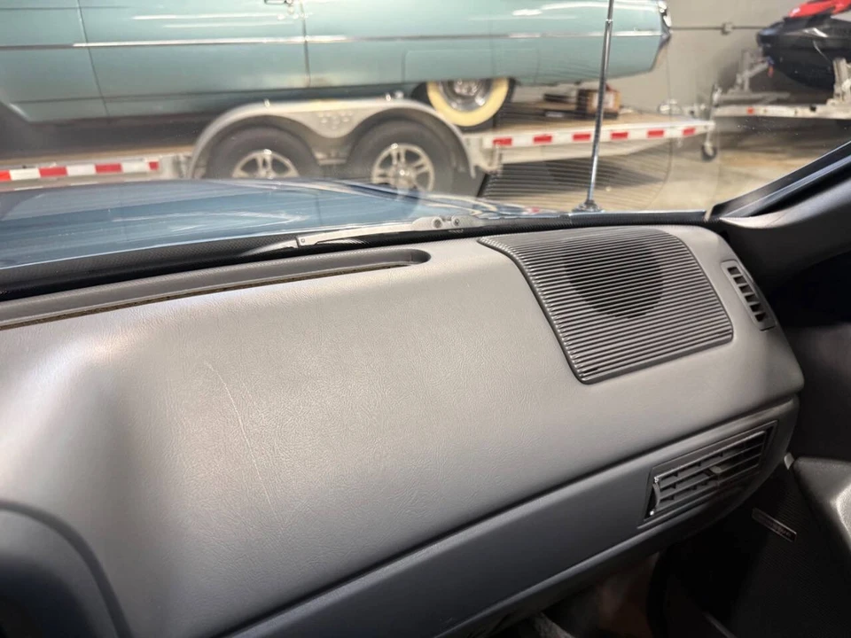 1985 Ford Thunderbird 9th Gen - Image 26 of 31