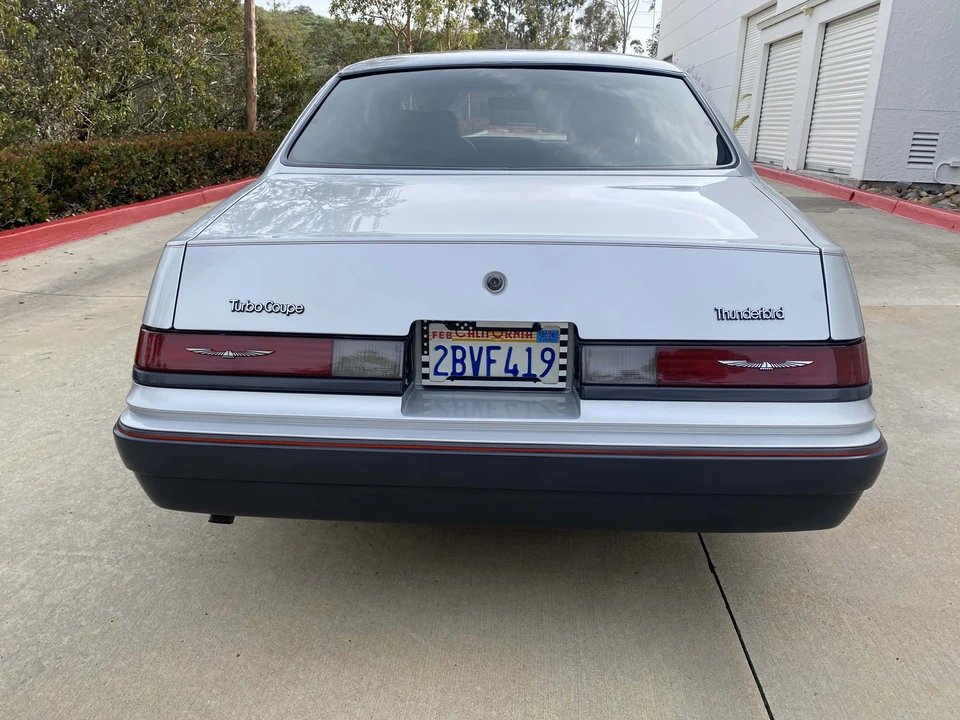 1985 Ford Thunderbird 9th Gen - Image 5 of 31